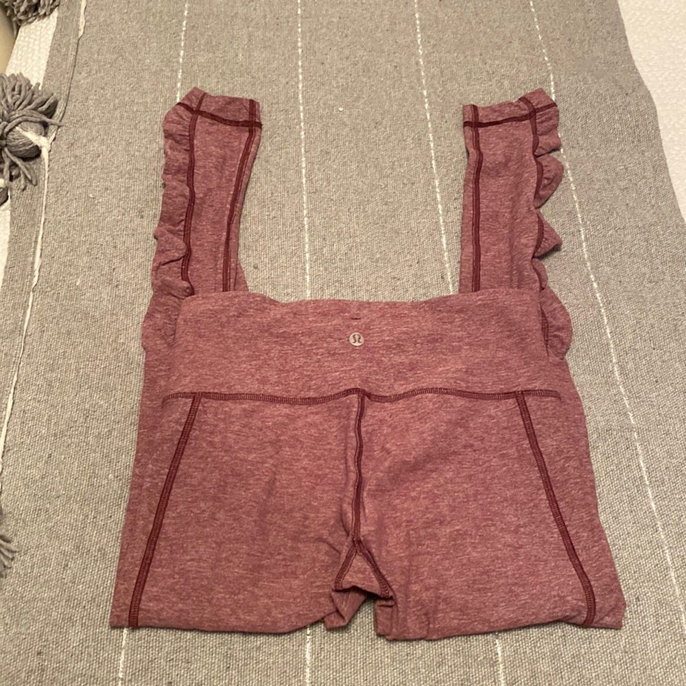 Lululemon size 4 leggings